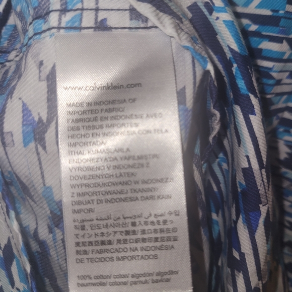 Calvin Klein Pixelated Mosaic Blue Button Down Shirt - Picture 10 of 13